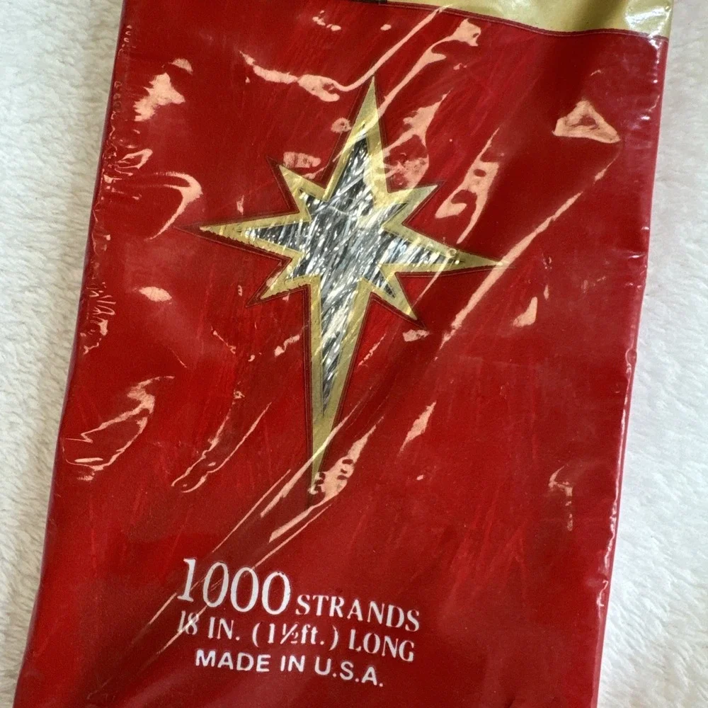 Brite Star Christmas Tinsel Icicles 1000 Strands Silver Flame‎ Retardant 18
